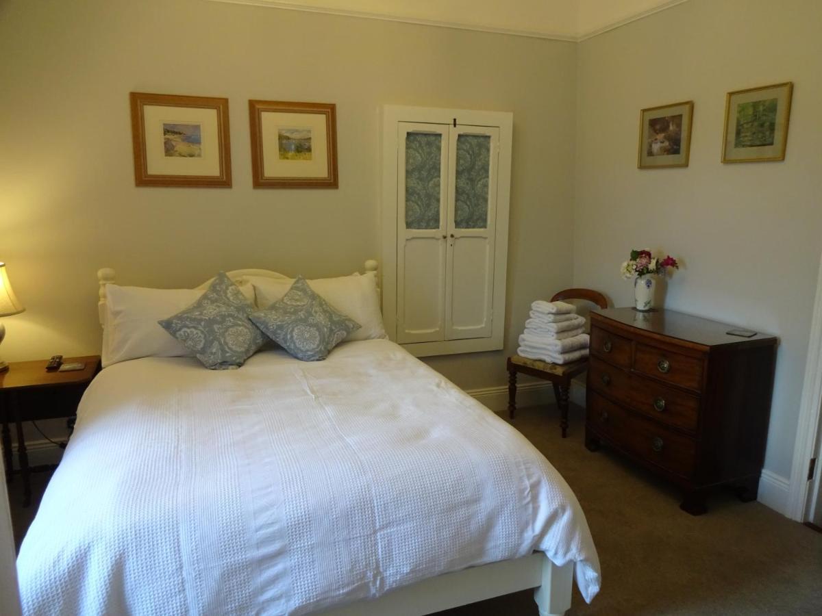 Riverbank House Bed And Breakfast Innishannon Exterior foto